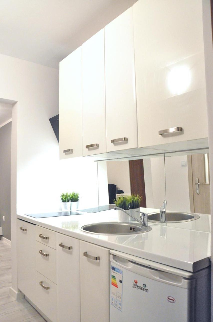 Appartement And Comfy Close To Old Town And Metro. *